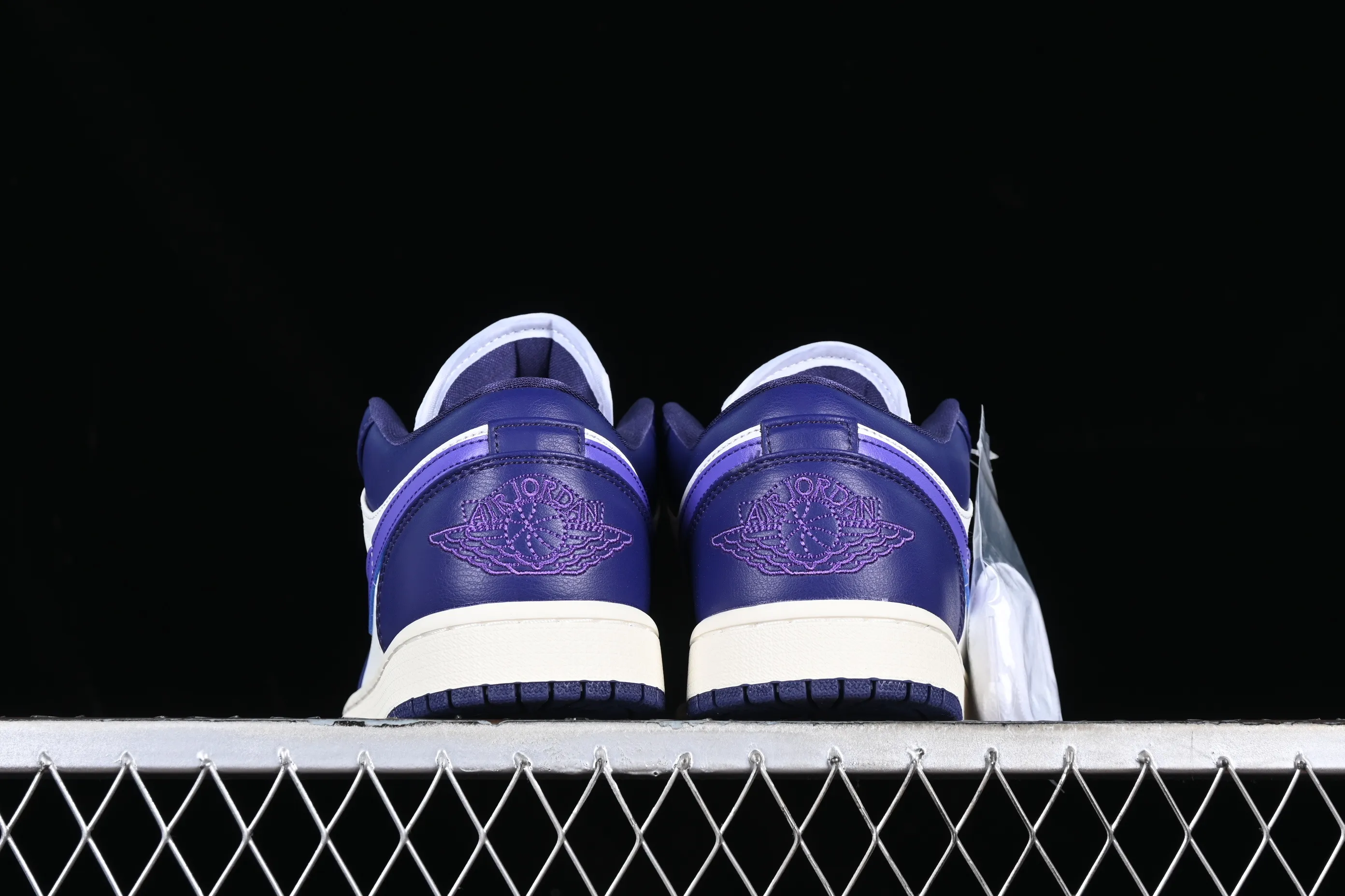 All categories Air Jordan Jordan series basketball shoes Air Jordan 1 Low Z version Air Jordan 1 Low AJ1 Joe 1 white and purple cultural low-top casual sneakers DC0774-502